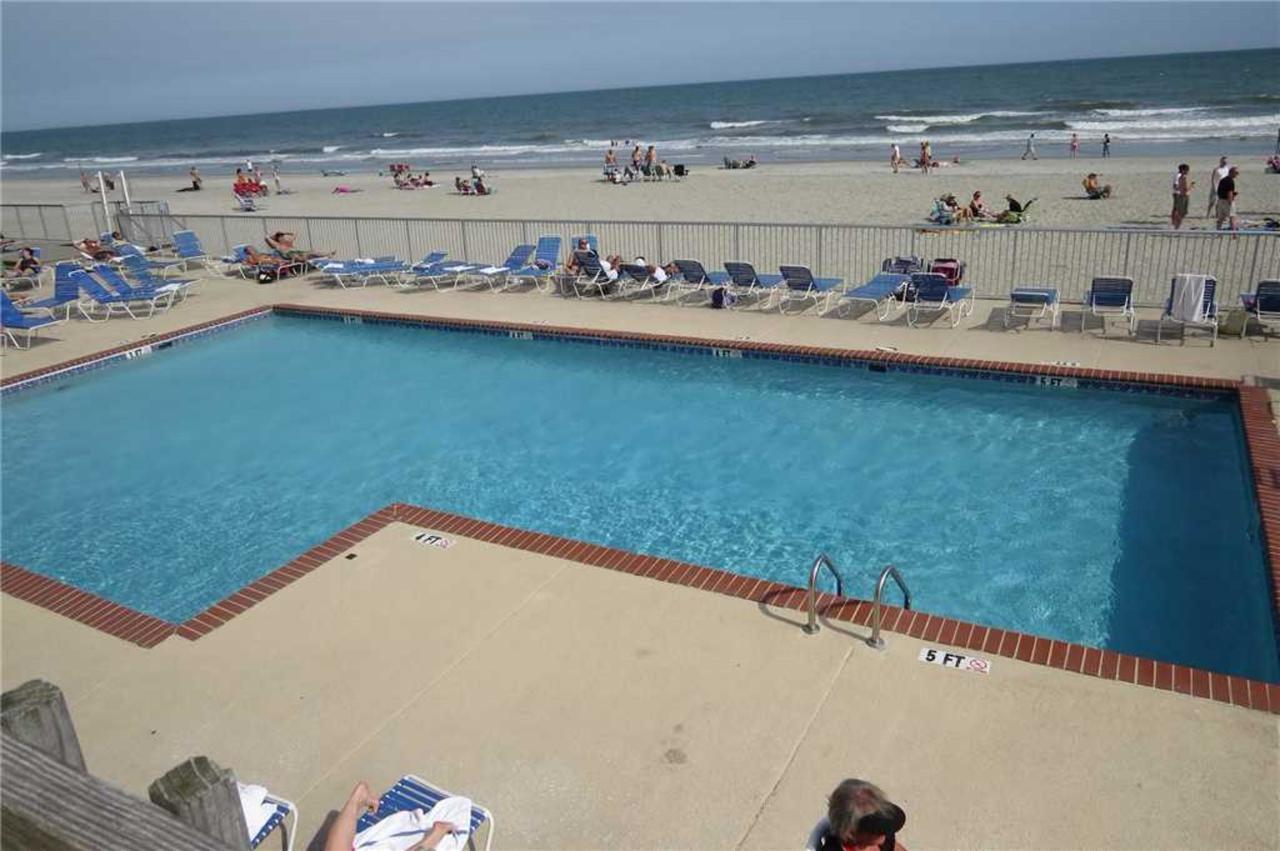 Sands Ocean Club Briarcliffe Acres Exterior photo
